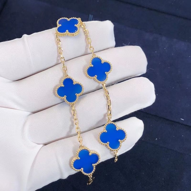 คุณภาพ สร้อยข้อมือทอง 18K แบบวินเทจส่วนบุคคล Van Cleef & Arpels โรงงาน