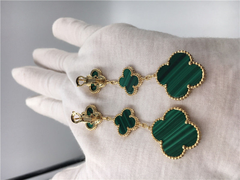คุณภาพ Van Cleef Arpels เครื่องประดับทอง 18K ต่างหูผู้หญิงรูปดอกไม้สีเขียว โรงงาน