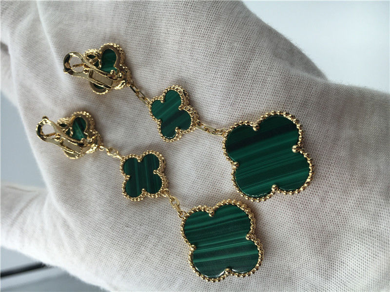 คุณภาพ Van Cleef Arpels เครื่องประดับทอง 18K ต่างหูผู้หญิงรูปดอกไม้สีเขียว โรงงาน