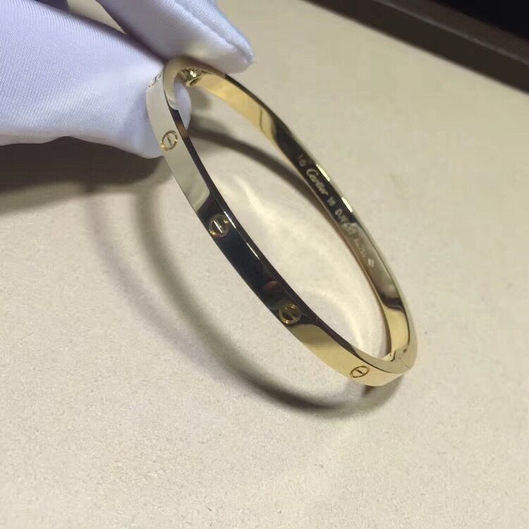 คุณภาพ เครื่องประดับ สร้อยข้อมือทอง 18K , สร้อยคอทองคำแบบบาง Love ขนาดเล็ก Model โรงงาน