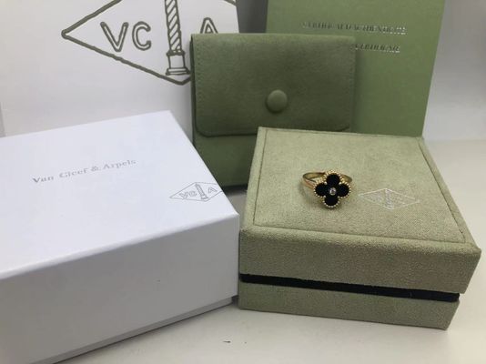 คุณภาพ Van Cleef And Arpels Vintage Alhambra Ring สีเหลืองทอง Onyx Round Diamond โรงงาน