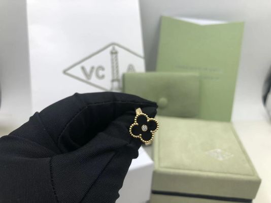 คุณภาพ Van Cleef And Arpels Vintage Alhambra Ring สีเหลืองทอง Onyx Round Diamond โรงงาน