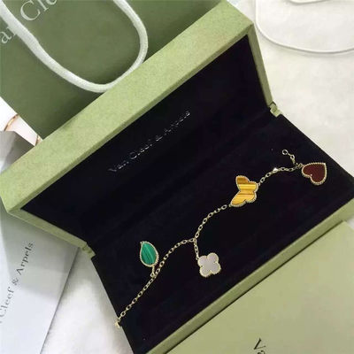 คุณภาพ 4 ลวดลาย Lucky Alhambra สร้อยข้อมือ 18k สีเหลืองทองกับ Carnelian / Tiger'S Eye Stone โรงงาน
