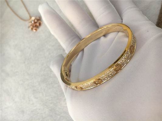 คุณภาพ ชุดเครื่องประดับเพชรสีเหลืองทอง 18K พร้อมเพชร 2 กะรัต NO Gemstone โรงงาน