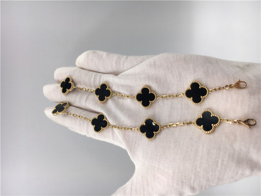 คุณภาพ สร้อยข้อมือดอกไม้วินเทจ Van Cleef พร้อม 5 Motifs Onyx, สร้อยข้อมือทองคำ 18k โรงงาน