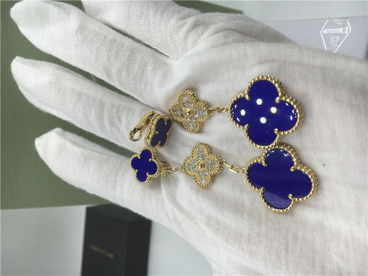 คุณภาพ 3 Motifs Blue Ceramic 18K Gold ต่างหู Flower Shaped Round Diamonds For Women โรงงาน
