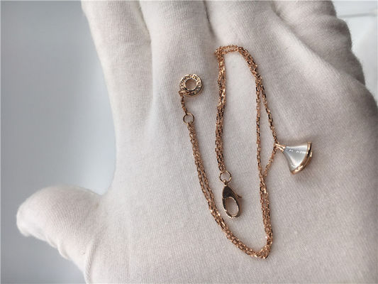 คุณภาพ จี้สีขาวเครื่องประดับหรูหราสร้อยข้อมือ 18K Rose Gold พร้อมมุกสีขาว โรงงาน