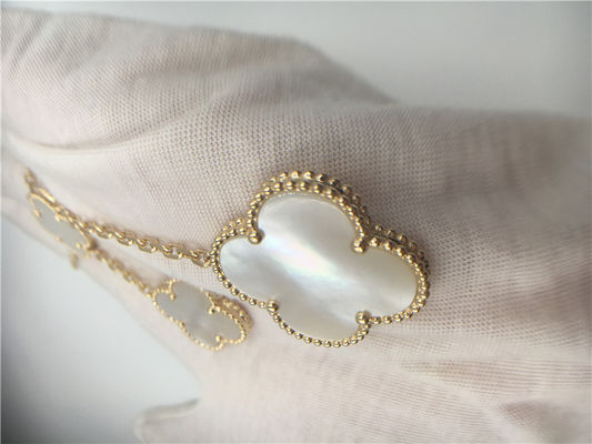 คุณภาพ White Mother Of Pearl Van Cleef Arpels Magic Alhambra สร้อยคอ 18k Yellow Gold โรงงาน