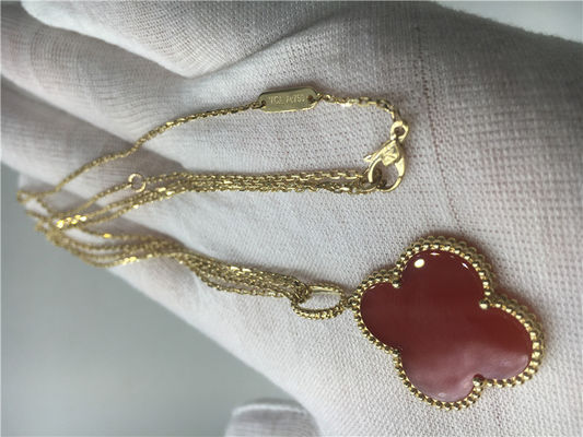 คุณภาพ LongVan Cleef Arpels สร้อยคอทองคำ 18K พร้อมรูปดอกไม้สีแดงไม่มีเพชร โรงงาน