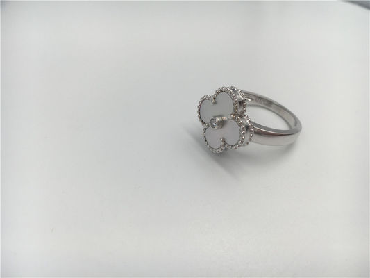 คุณภาพ Vintage Alhambra แหวนทอง 18K ทองคำขาวประดับเพชร / White Mother Of Pearl โรงงาน