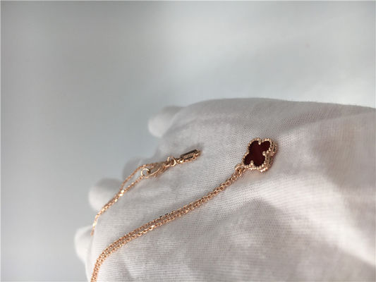 คุณภาพ สร้อยคอจี้ทองคำกุหลาบสำหรับแฟน 18k Magic Alhambra สร้อยคอพร้อม Carnelian โรงงาน