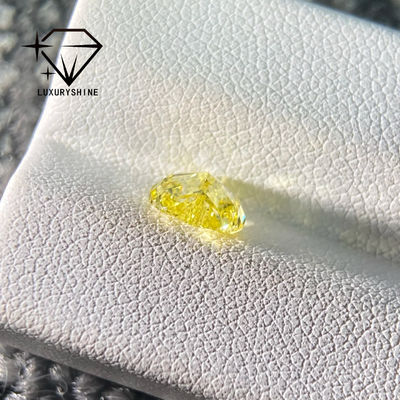 คุณภาพ LuxuryShine สีชมพู / เหลือง / เขียว หัวใจตัดห้องปฏิบัติการเพชรที่เติบโต VVS-VS เพชรแท้ & พระเครื่องแต่งงาน & พระเครื่องที่กําหนดเอง โรงงาน