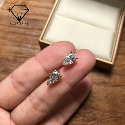 คุณภาพ 18K ทอง Pear Cut Lab พอกเพชร Stud หูข้อมือ VVS-VS ความชัดเจน โรงงาน
