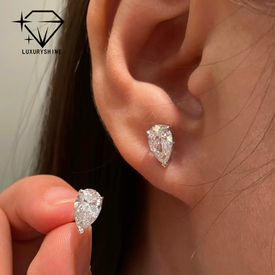 18K ทอง Pear Cut Lab พอกเพชร Stud หูข้อมือ VVS-VS ความชัดเจน