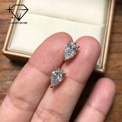 คุณภาพ 18K ทอง Pear Cut Lab พอกเพชร Stud หูข้อมือ VVS-VS ความชัดเจน โรงงาน