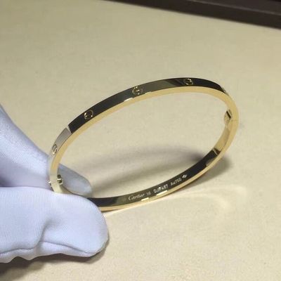 คุณภาพ เครื่องประดับ สร้อยข้อมือทอง 18K , สร้อยคอทองคำแบบบาง Love ขนาดเล็ก Model โรงงาน