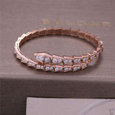 คุณภาพ ตู้เสื้อผ้าหรูหรา Rose Gold สร้อยข้อมือ Serpenti Viper one-coil เต็มเพชร Snake Bangle 353792 โรงงาน