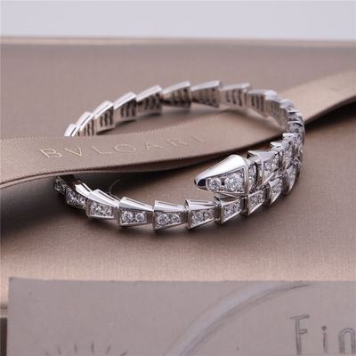 คุณภาพ สร้อยข้อมือ Italy Romance Serpenti Viper แบบบางม้วนเดียว ตัวเรือนไวท์โกลด์ 18K ประดับเพชรแบบพาเว่เต็มเม็ด โรงงาน