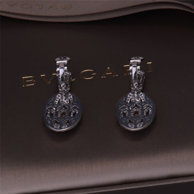 คุณภาพ ต่างหู Serpenti แบรนด์ทองสุดหรู ตัวเรือนไวท์โกลด์ 18K ประดับตามรกตประดับเพชรพาเว่หัวงู โรงงาน