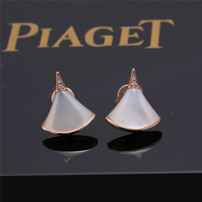 คุณภาพ อิตาลี Roman Spirit DIVAS' DREAM ต่างหู Simple Fine Studs in Rose Gold REF 352600 โรงงาน